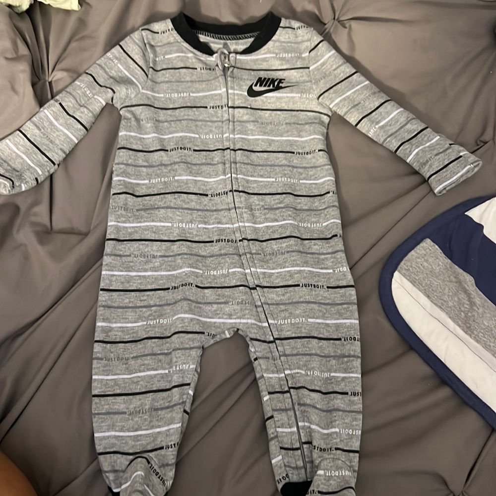 Nike Sleeper (Boys 3M)